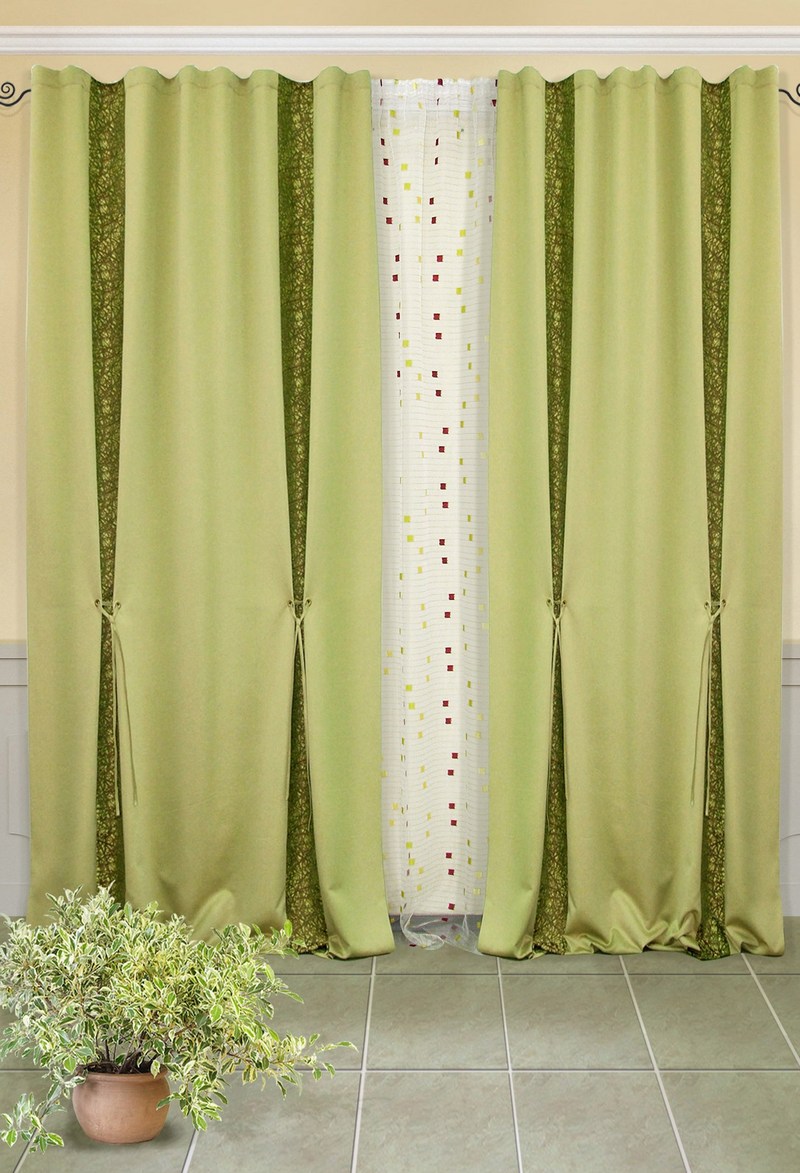 Зеленые шторы в спальню - 2