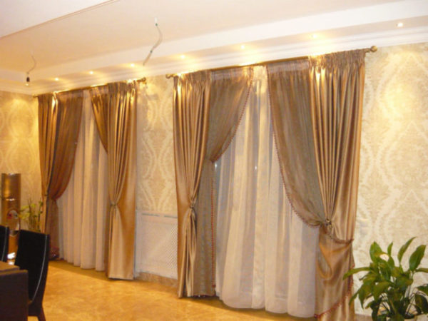 модные шторы в зал
