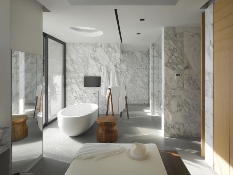 Дизайн ванной 2021 года - современные идеи оформления и актуальные сочетания материалов (85 фото)