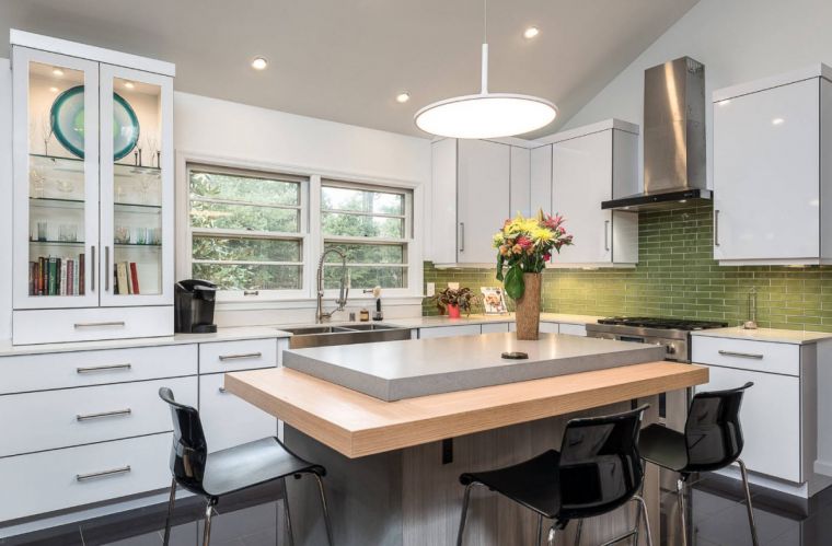 Кухня 12 кв. м. - варианты ремонта и идеи оформления просторных кухонь 2019 года (90 фото)