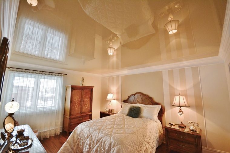 Потолок в спальне: советы по выбору конструкции и оформлению потолка в спальной комнате. 140 фото лучших современных идей и сочетаний