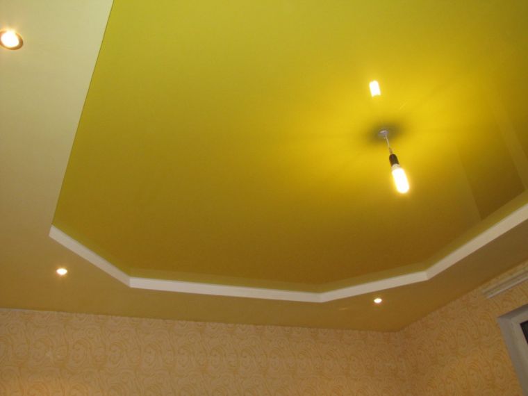 Потолок в спальне: советы по выбору конструкции и оформлению потолка в спальной комнате. 140 фото лучших современных идей и сочетаний
