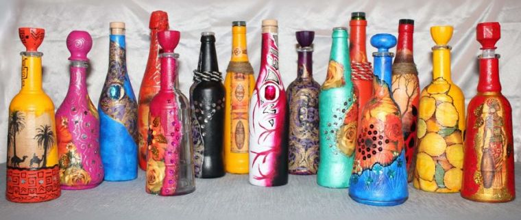 Декор бутылок - красивые идеи оформления и советы как украсить интерьер при помощи бутылок (115 фото)
