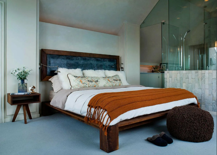 Как выбрать деревянную кровать в спальню