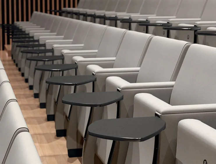 Как выбрать кресла для конференц-зала